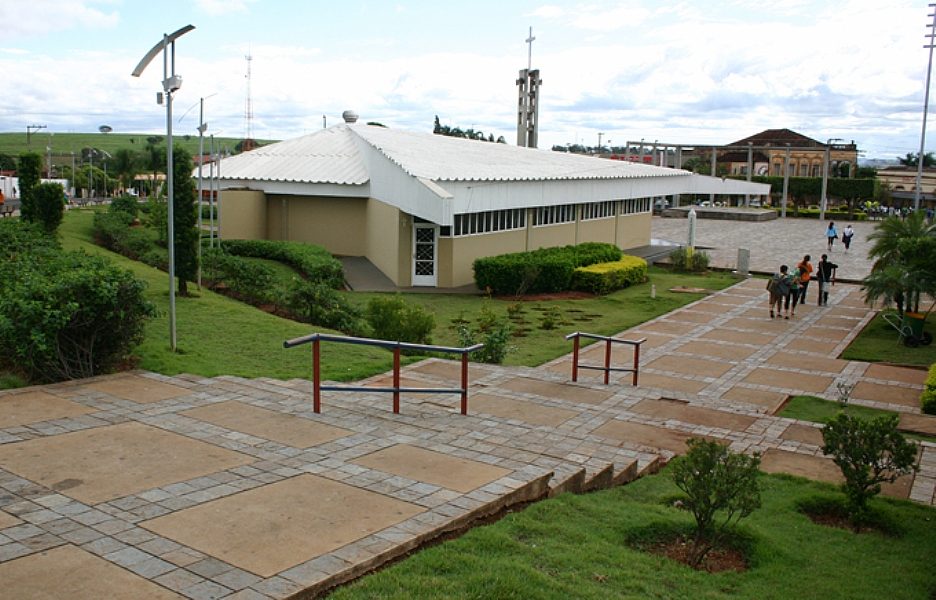 Icém