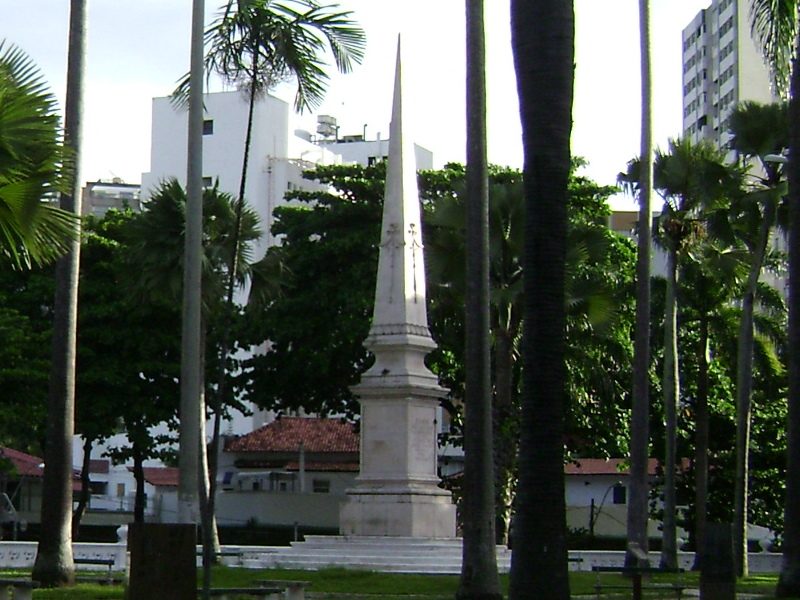 Obelisco a Dom João VI